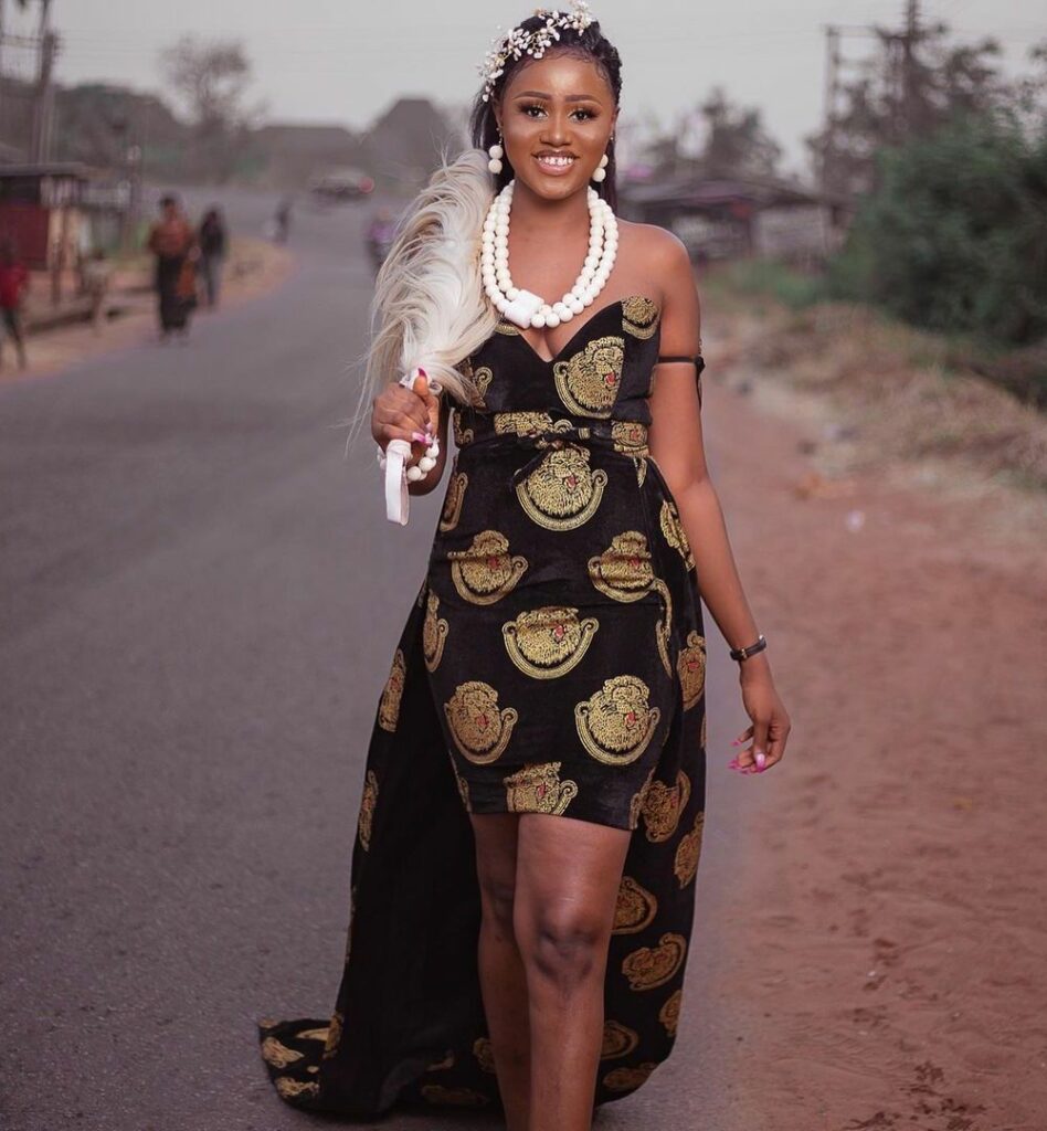 LadyBeellionaire Fashion Nigeria - Stories - Bella Nnenna