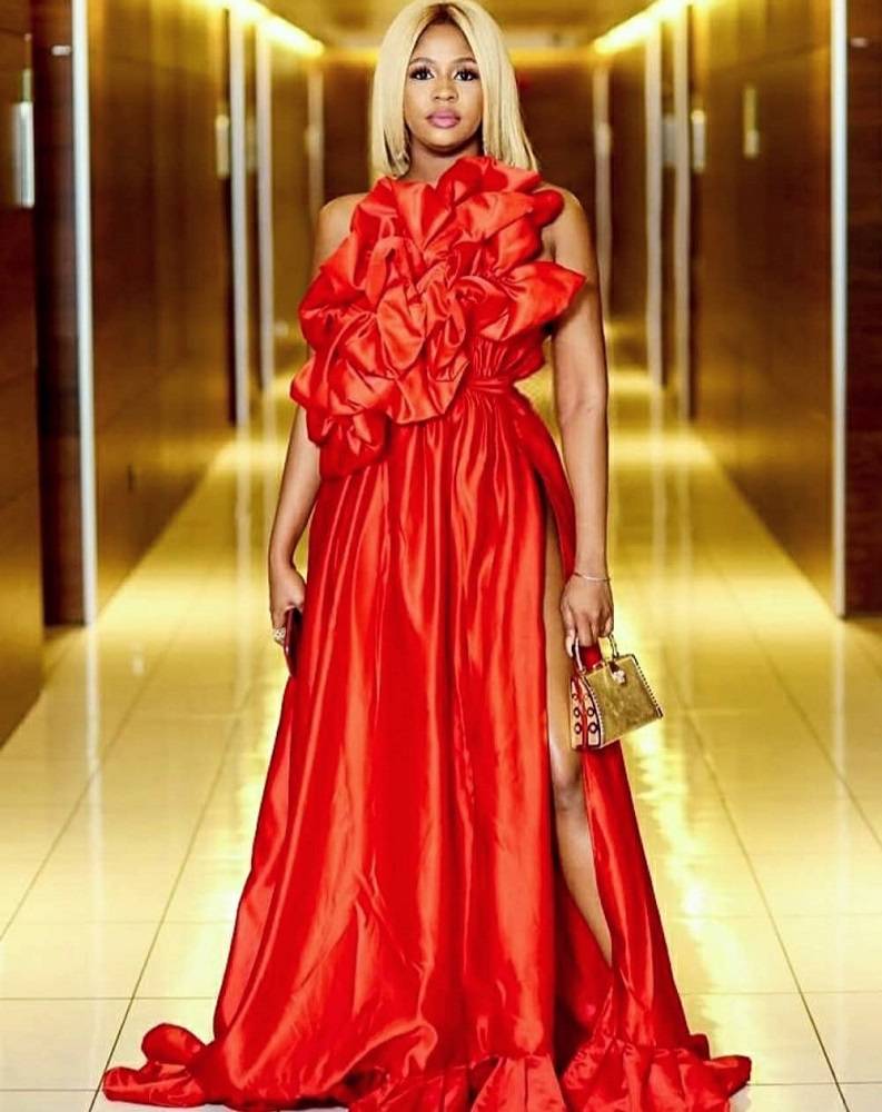 LadyBeellionaire Fashion Nigeria - Stories - Soti
