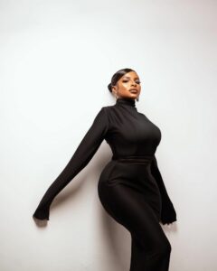 LadyBeellionaire Fashion Nigeria - Seal Dress