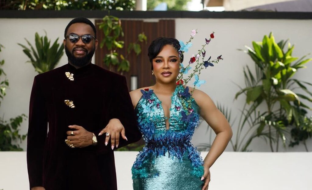 LadyBeellionaire Fashion Nigeria - Stories